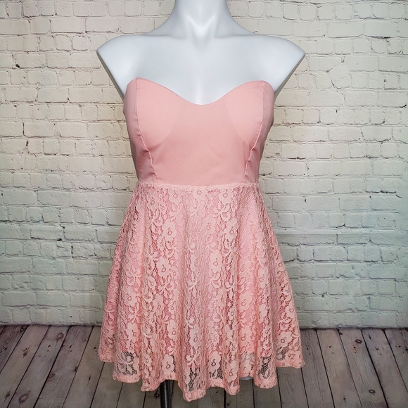 Jumei Yifang Lace Strapless Top Blush Pink Size S - Picture 1 of 9